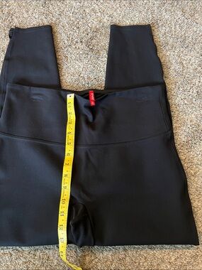Spanx Seamless High Rise Ankle Leggings